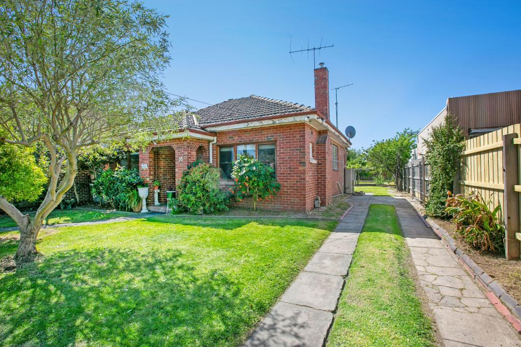 16 Pershing St, Reservoir, VIC 3073