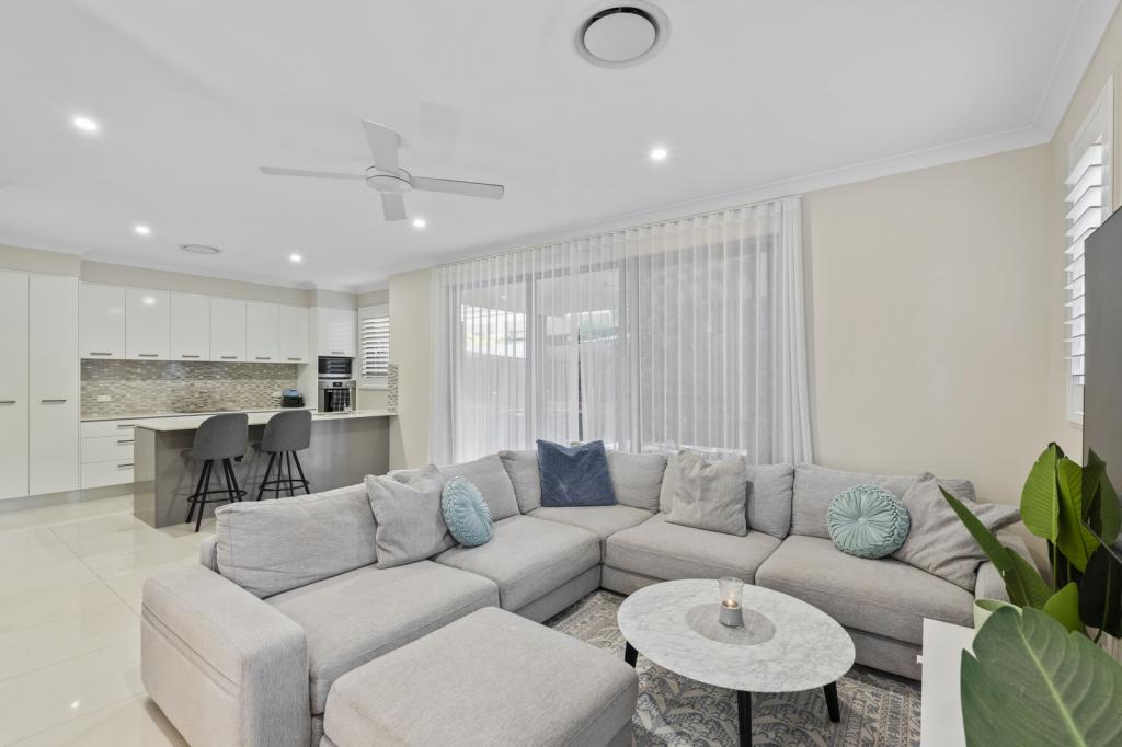 13/10-12 Bainbridge St, Ormiston, QLD 4160