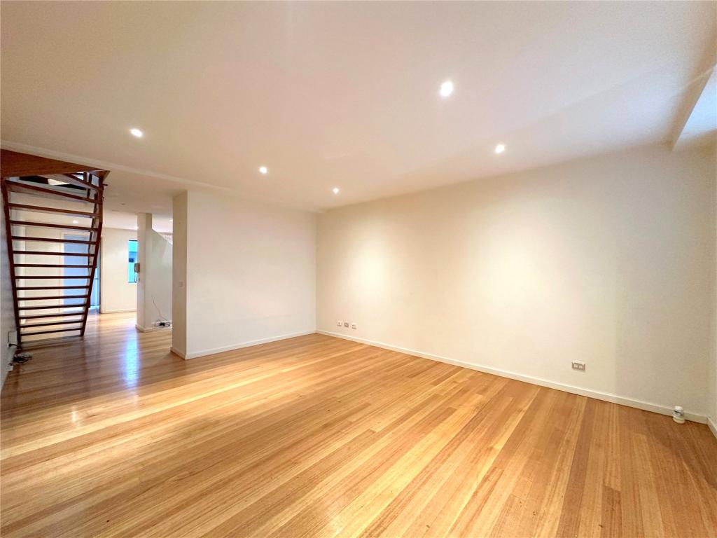 12 Kings Pl, South Melbourne, VIC 3205