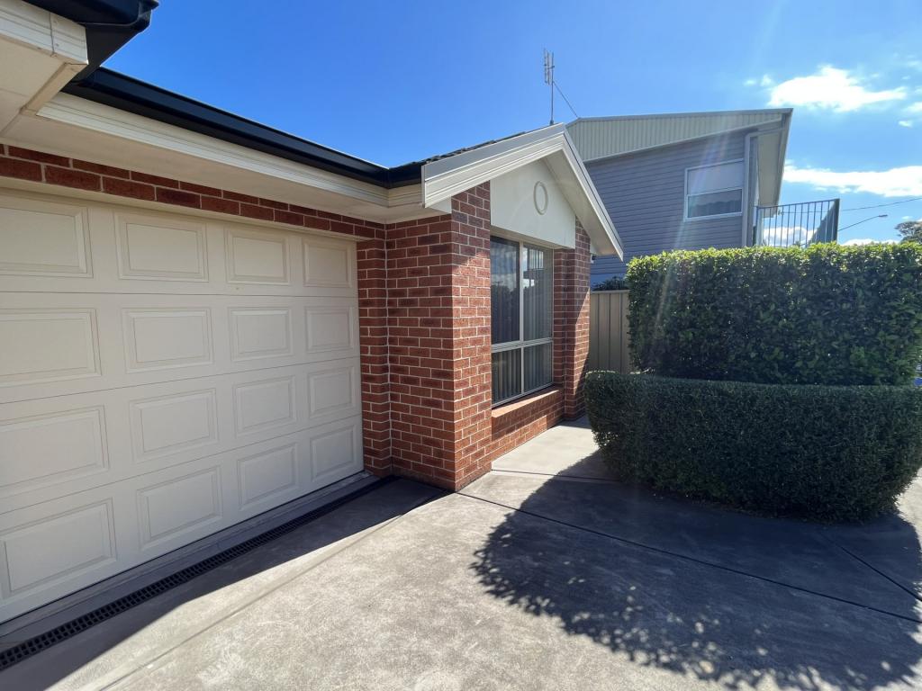 252 Soldiers Point Rd, Salamander Bay, NSW 2317