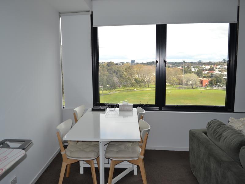 869/18 MOUNT ALEXANDER RD, TRAVANCORE, VIC 3032