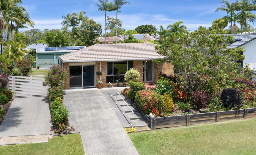 17 Gooloi Ct, Tewantin, QLD 4565