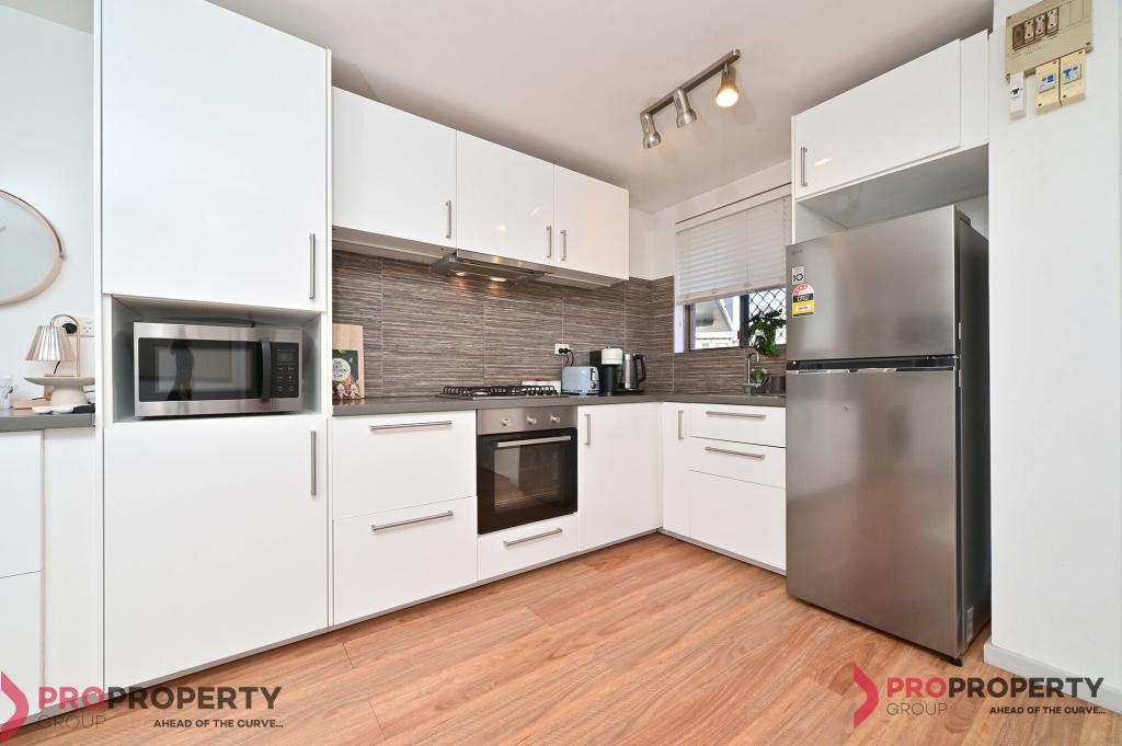 15/2 Bennelong Pl, Leederville, WA 6007