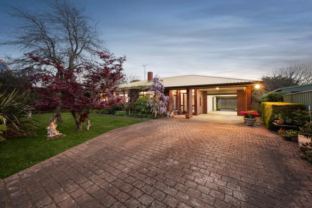 65 DUNSFORD ST, LANCEFIELD, VIC 3435