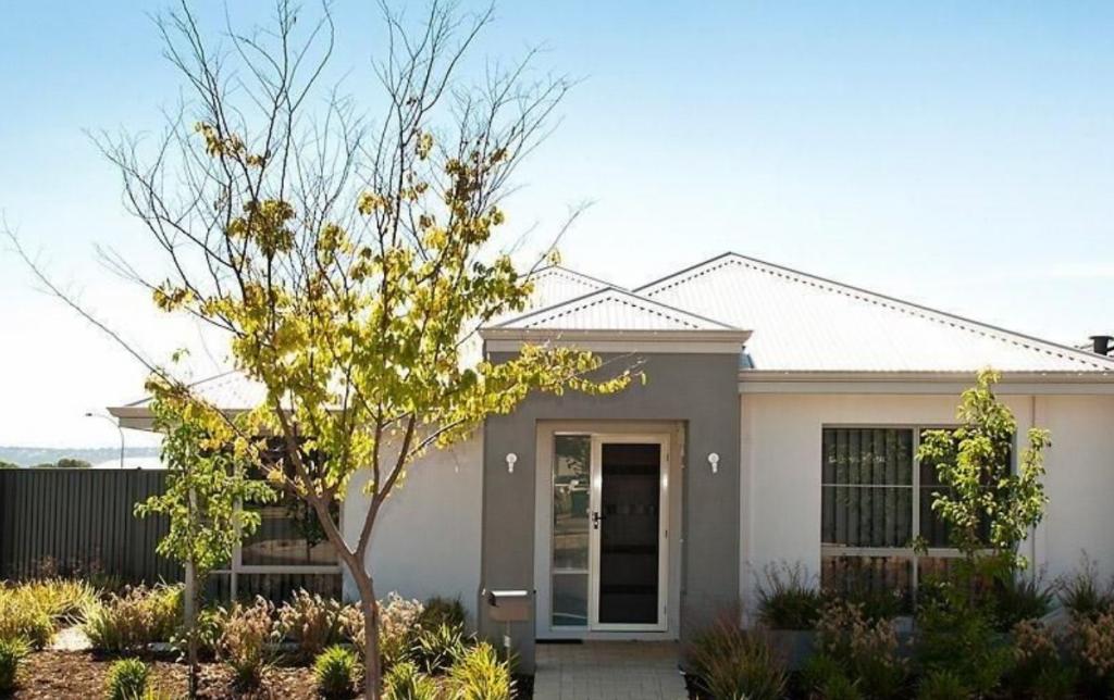 68 TAPIOCA DR, AVELEY, WA 6069