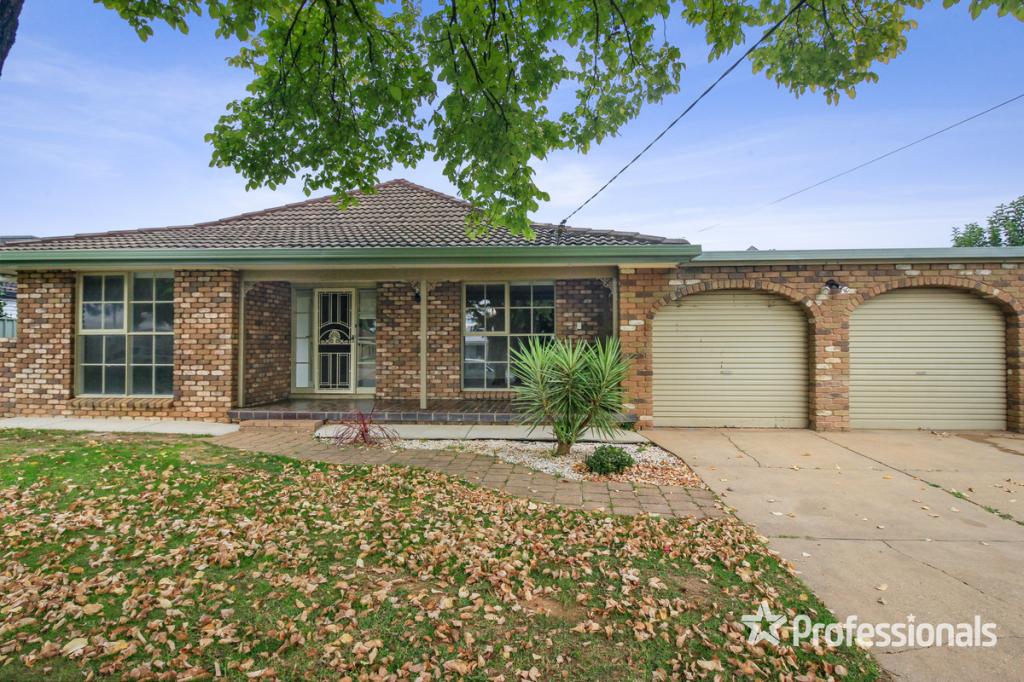 6 Nandina Ave, Lake Albert, NSW 2650