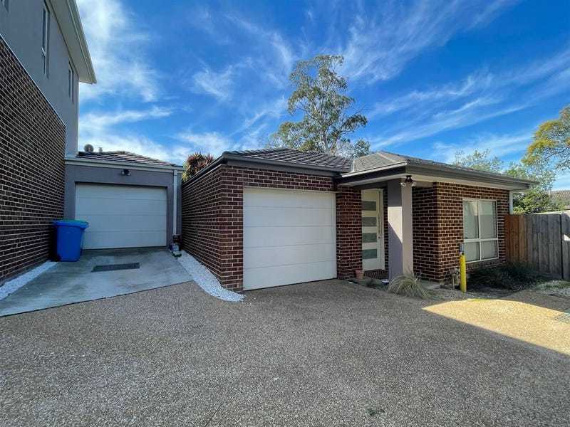 3/9 Outlook Dr, Berwick, VIC 3806