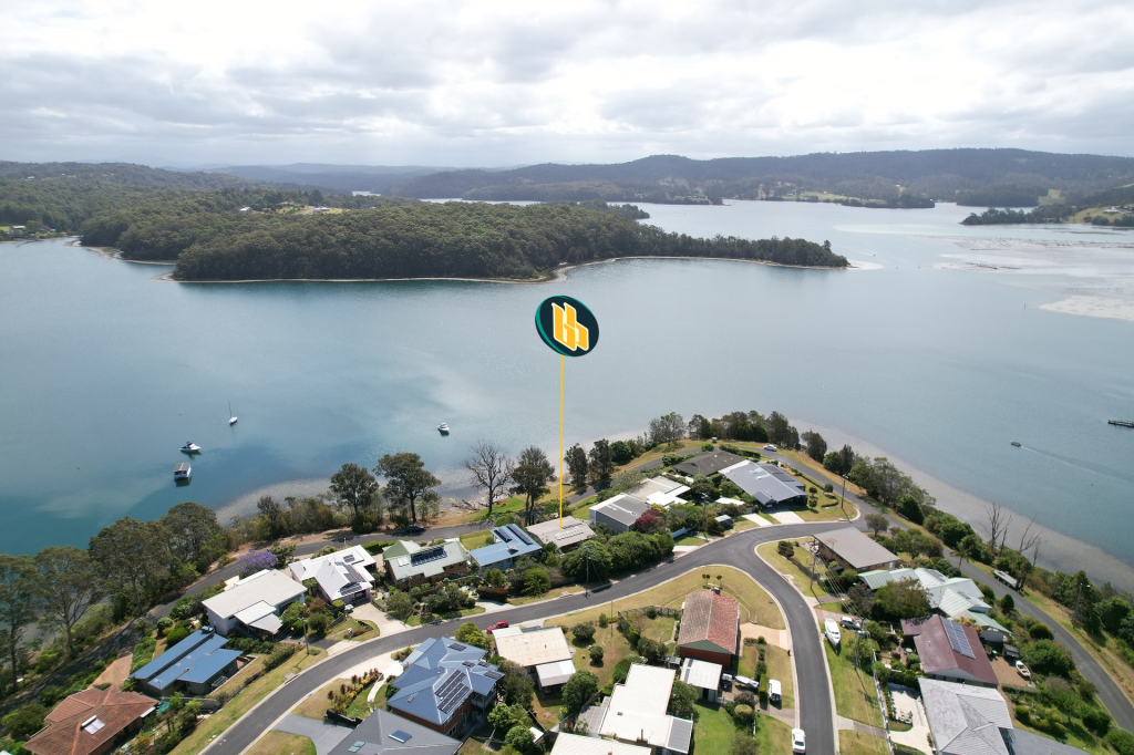 29 Lake View Dr, Narooma, NSW 2546