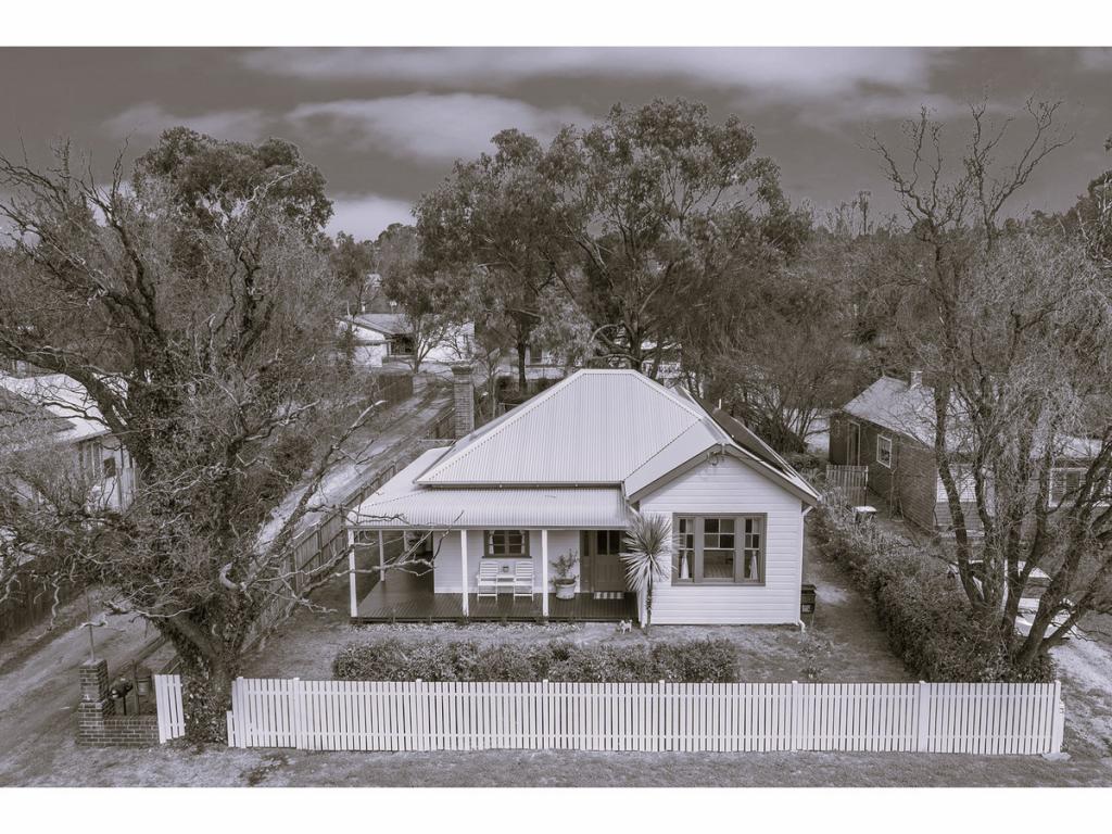 176 Brown St, Armidale, NSW 2350