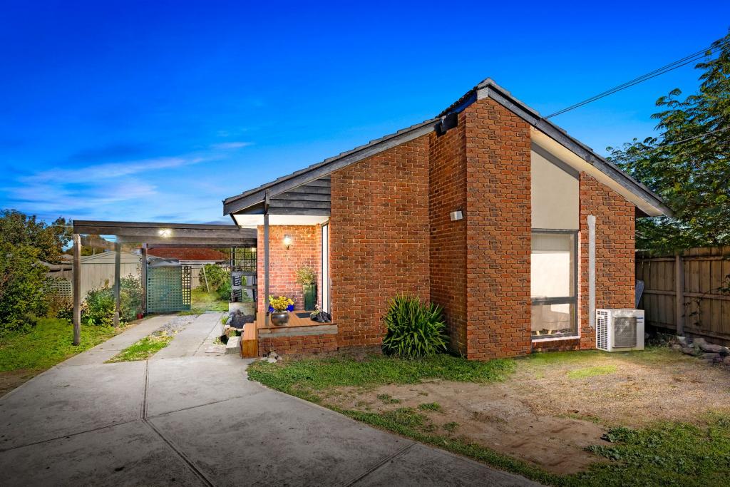 18 Topaz Ave, Wyndham Vale, VIC 3024