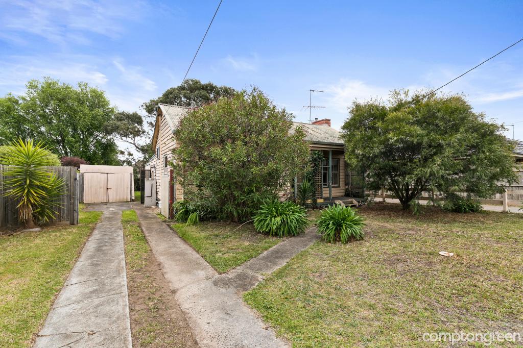 15 & 15A TATE ST, THOMSON, VIC 3219