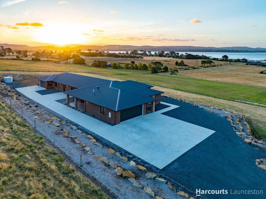 83 Sanwae Dr, Swan Bay, TAS 7252