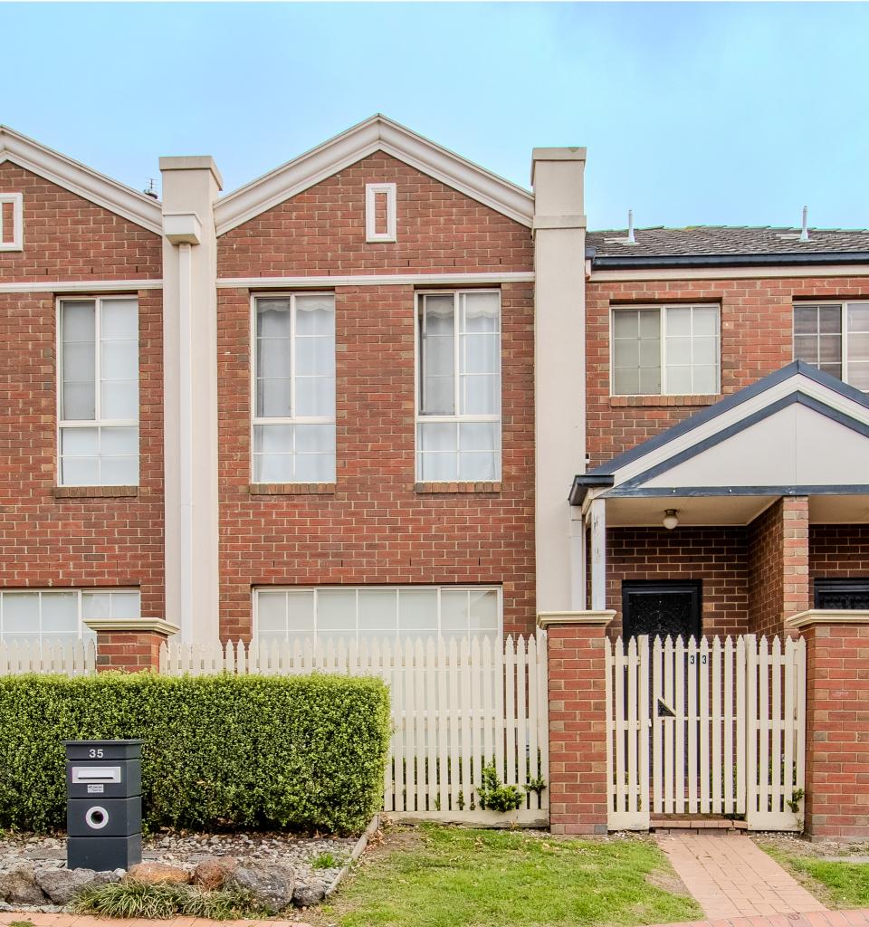 33 The Crest, Attwood, VIC 3049