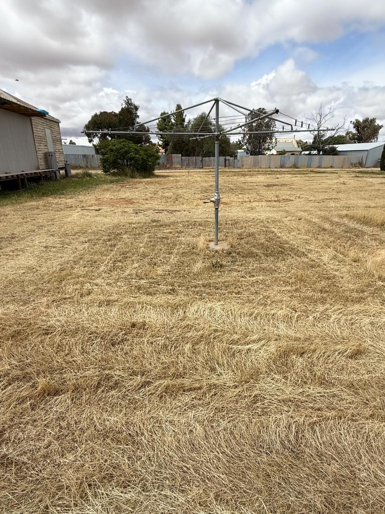 43 Hughes St, Sea Lake, VIC 3533