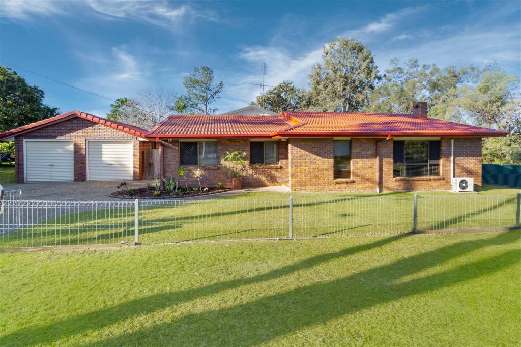 22 Holly Rd, Victoria Point, QLD 4165
