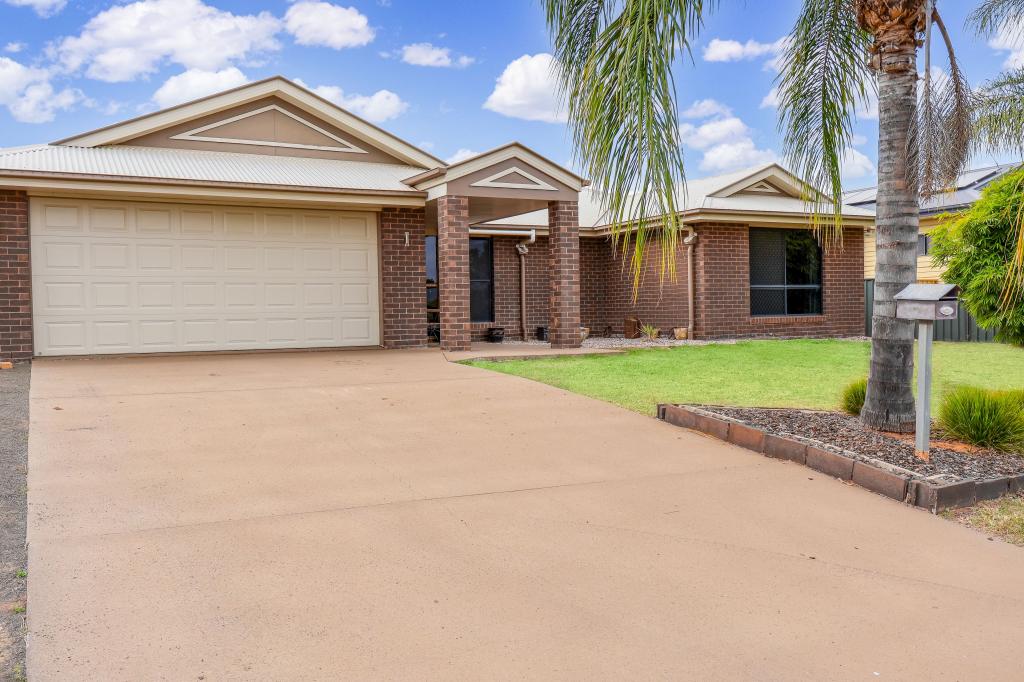 7 Beetson Dr, Roma, QLD 4455