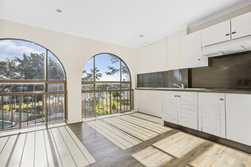 12/44 WATSON ESP, SURFERS PARADISE, QLD 4217
