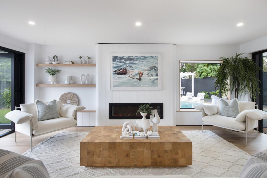 5 Yalgoo Ct, Mermaid Waters, QLD 4218