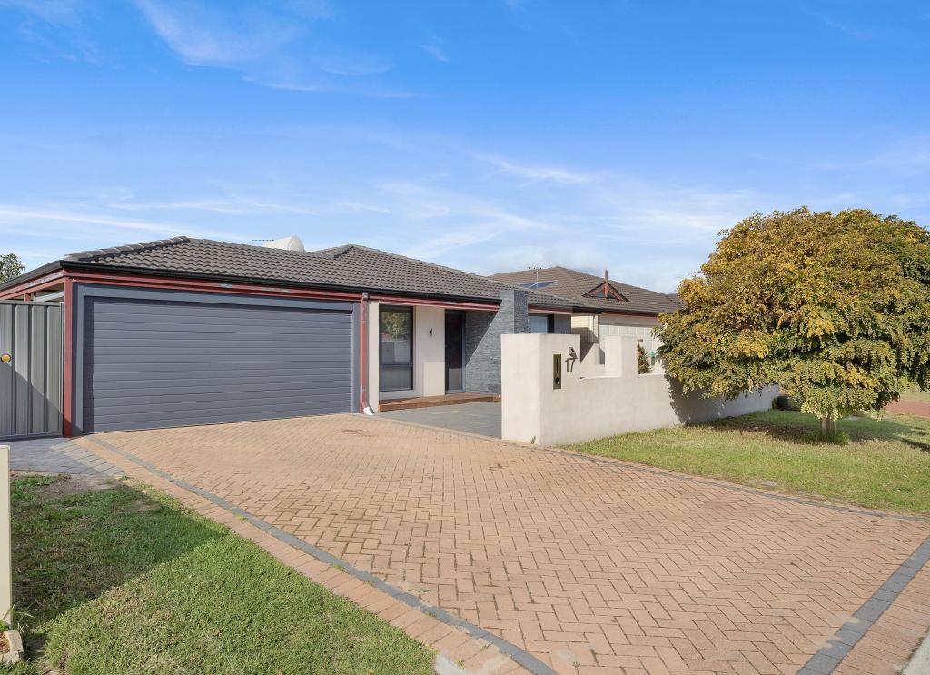 17 BENBECULA LOOP, PORT KENNEDY, WA 6172