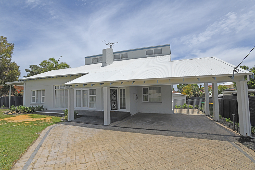 39 Perkins Rd, Melville, WA 6156