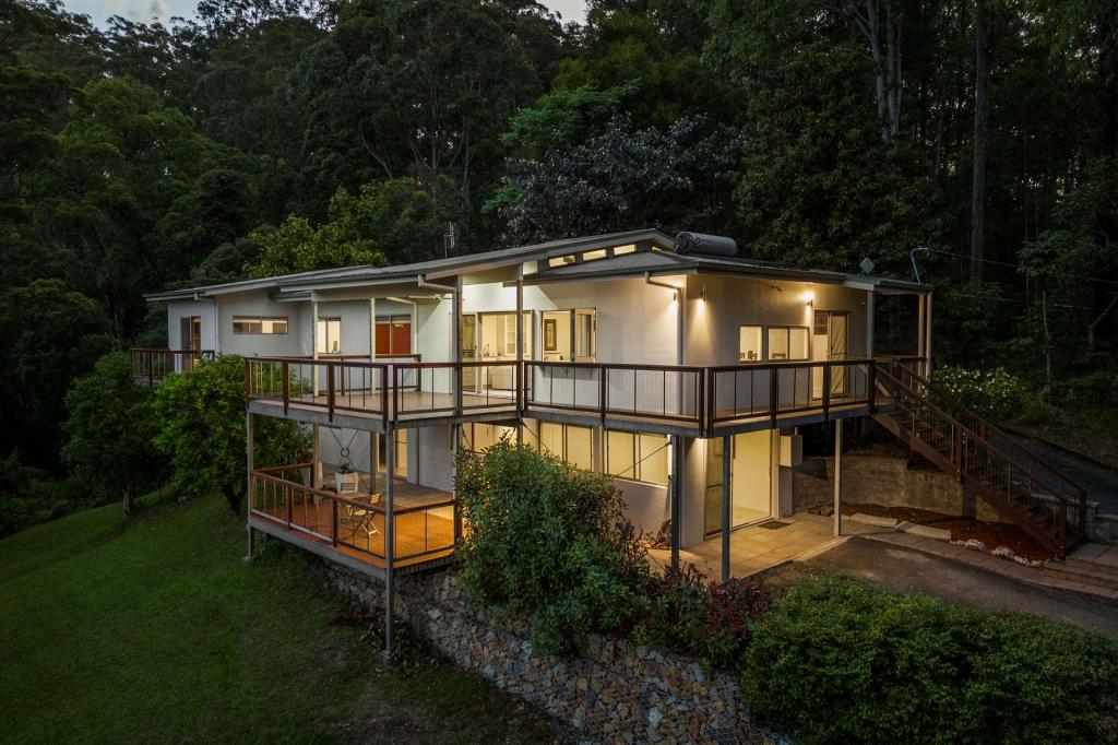11 MARTIN RD, BELLINGEN, NSW 2454