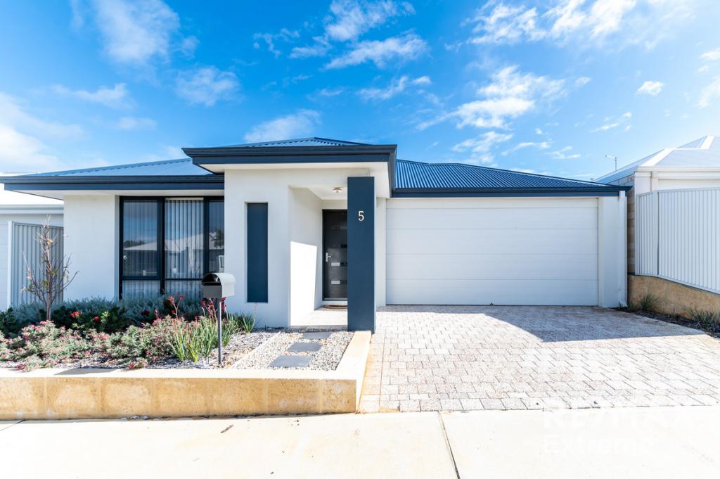 5 ROEBUCK BVD, EGLINTON, WA 6034