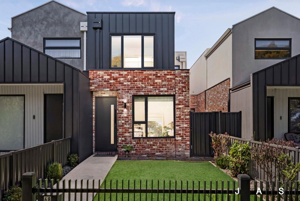 68 Johnston St, Newport, VIC 3015
