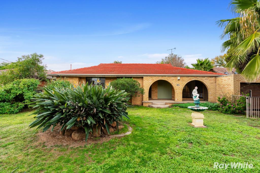 83 Raye St, Tolland, NSW 2650
