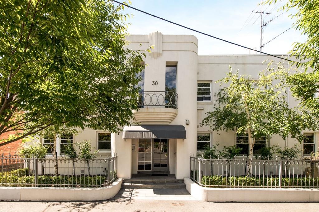 22/18-30 Grey St, East Melbourne, VIC 3002