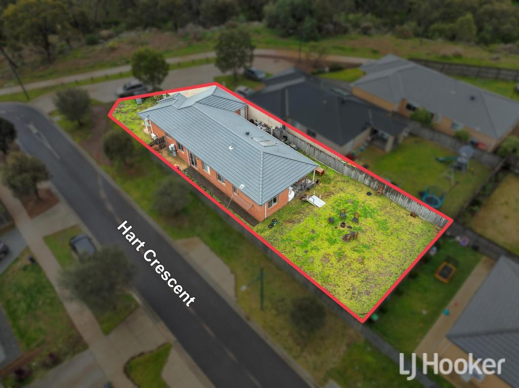 4 Hart Cres, Brookfield, VIC 3338