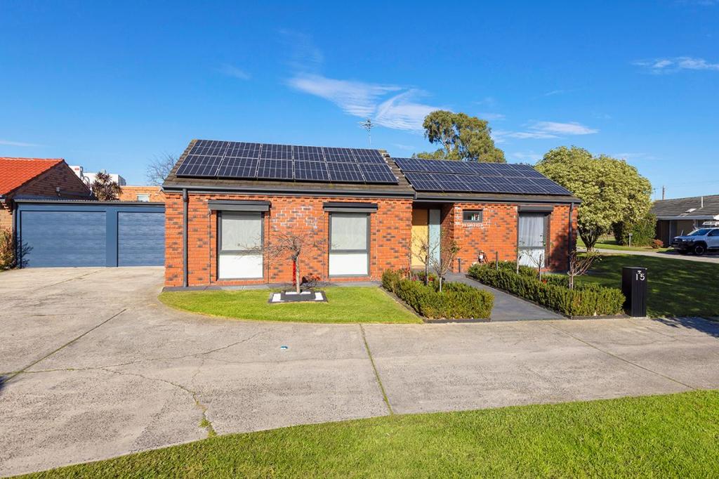 15 Tudor Ct, Edithvale, VIC 3196