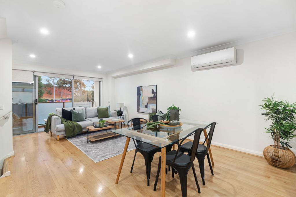 2/10 Adele Ave, Ferntree Gully, VIC 3156