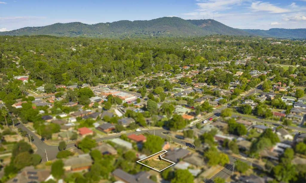 61A KIPLING AVE, MOOROOLBARK, VIC 3138