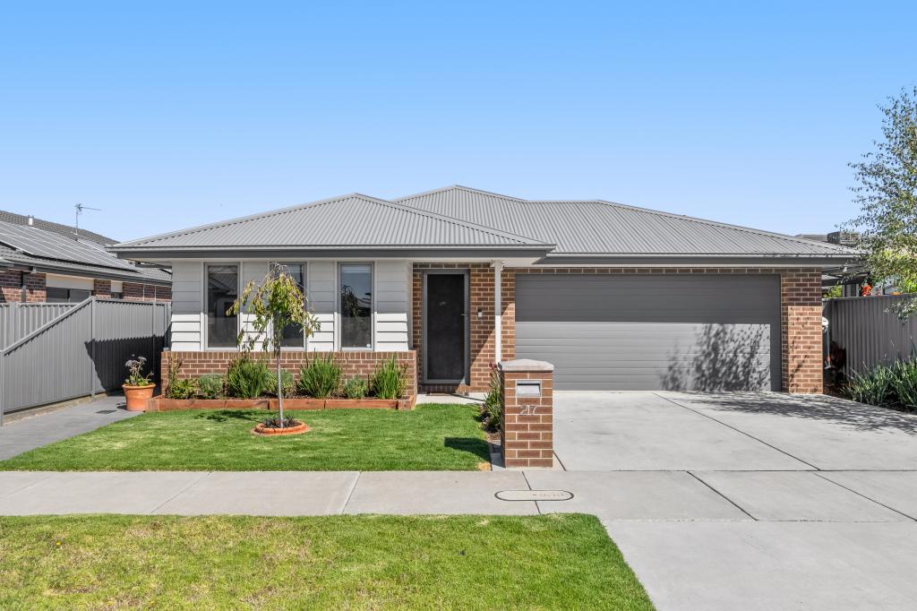 27 Monaghan Tce, Alfredton, VIC 3350