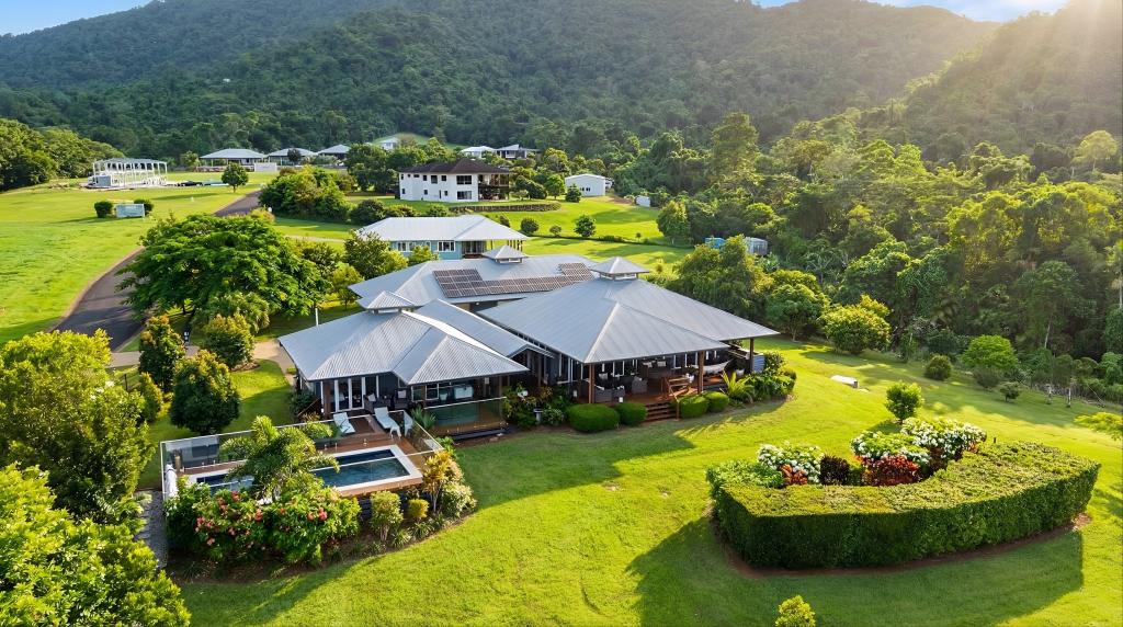 6 Unsworth Dr, Mission Beach, QLD 4852