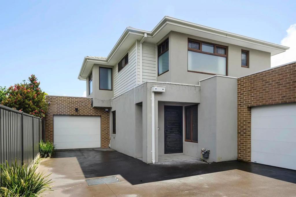 2/69 Boldrewood Pde, Reservoir, VIC 3073