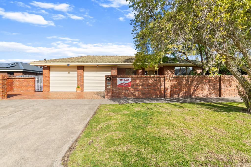 16 Montgomery St, Sale, VIC 3850