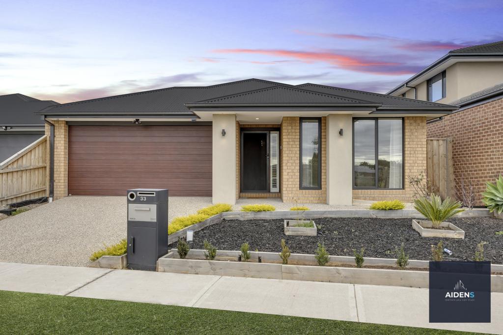 33 ANGUL PDE, DEANSIDE, VIC 3336