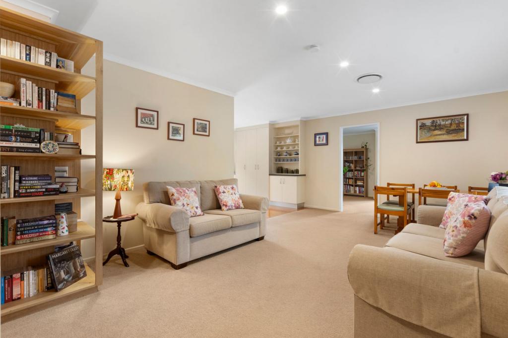 12 Kesteven St, Albany Creek, QLD 4035