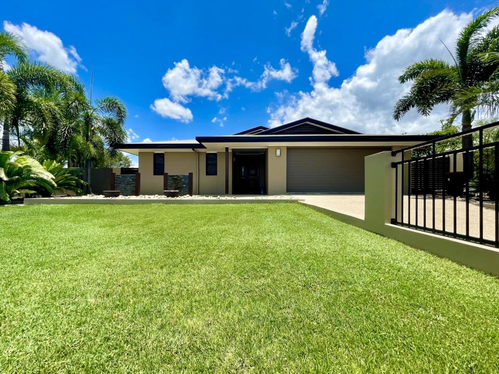 236 MILLS AVE, MORANBAH, QLD 4744