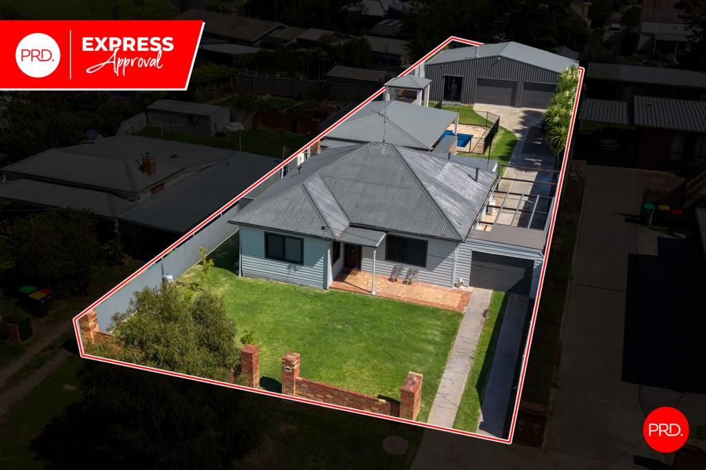 10 Rose St, California Gully, VIC 3556
