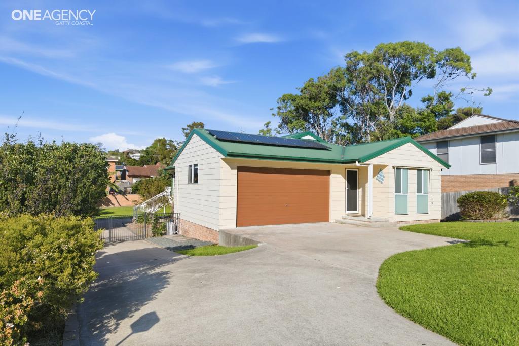 17 Evans Rd, Tuross Head, NSW 2537