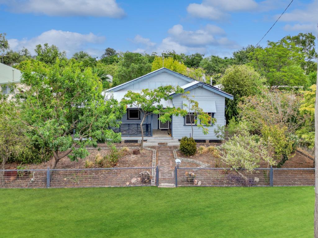 144 MARQUIS ST, GUNNEDAH, NSW 2380