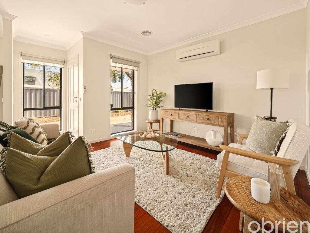 41 Hillview Dr, Carrum Downs, VIC 3201