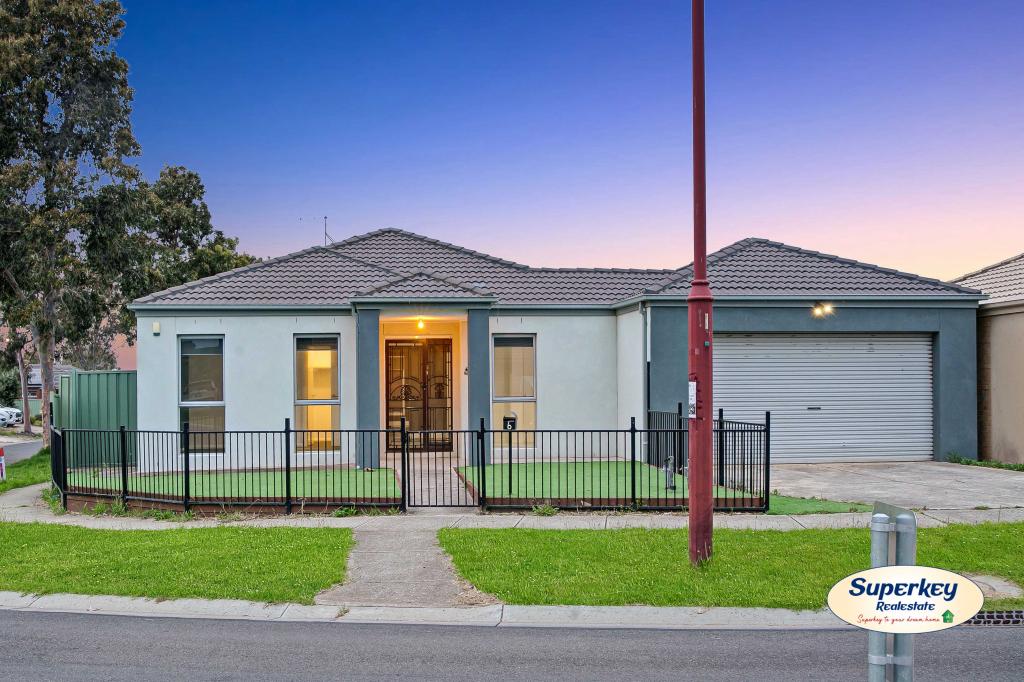6 GARVAN ST, WYNDHAM VALE, VIC 3024