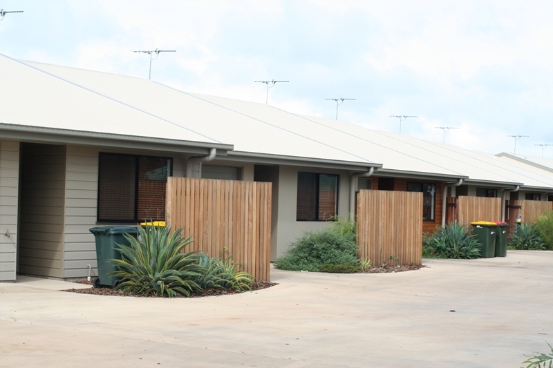 2/16 Riverview St, Emerald, QLD 4720