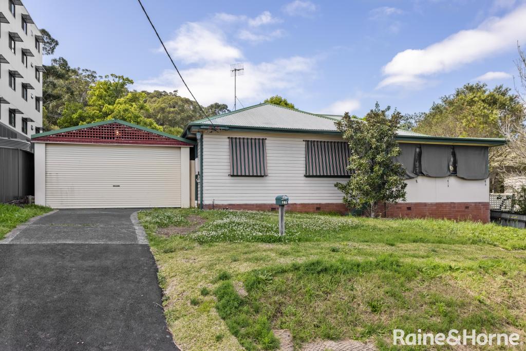 21 Young St, West Gosford, NSW 2250