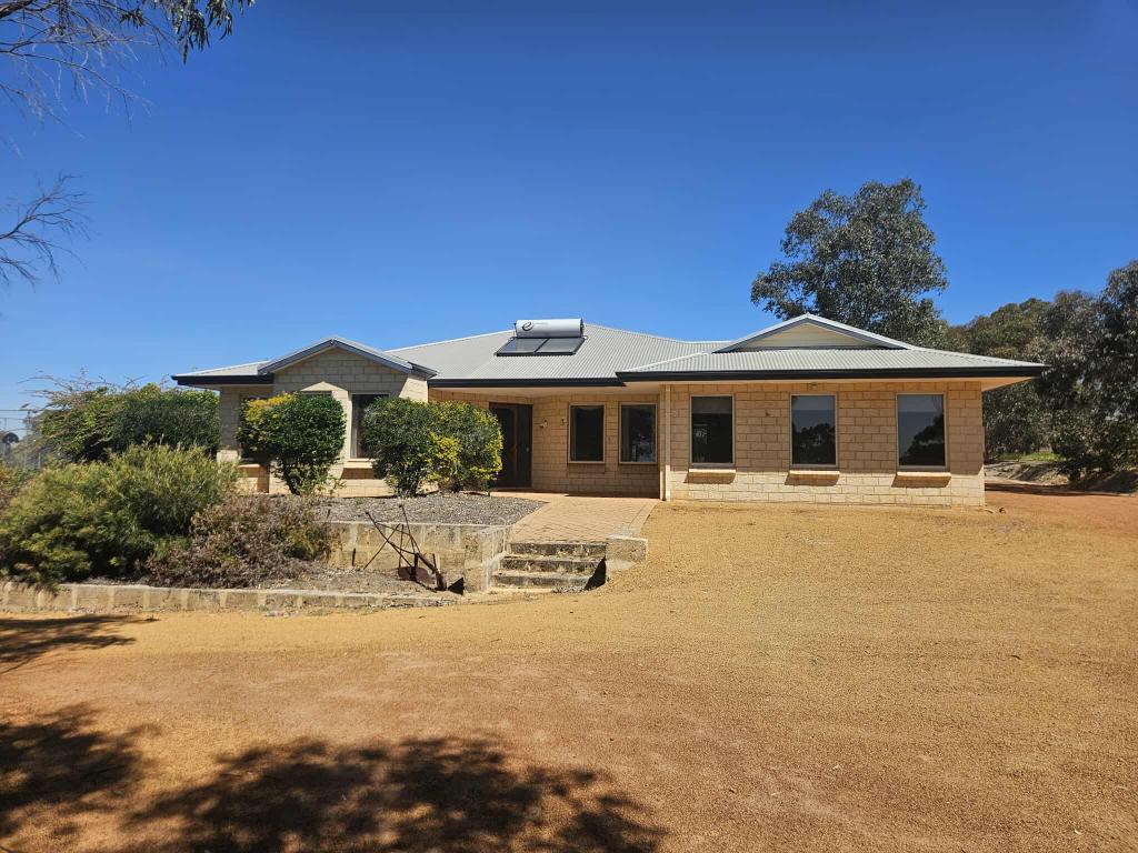 3 Phillip St, Pingelly, WA 6308