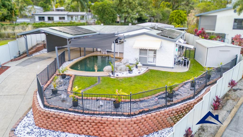 15 Garland Cl, Kanimbla, QLD 4870