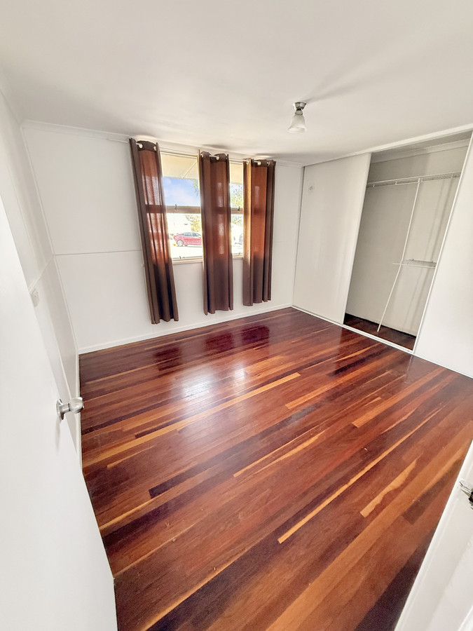 2/77 Pine Mountain Rd, North Ipswich, QLD 4305